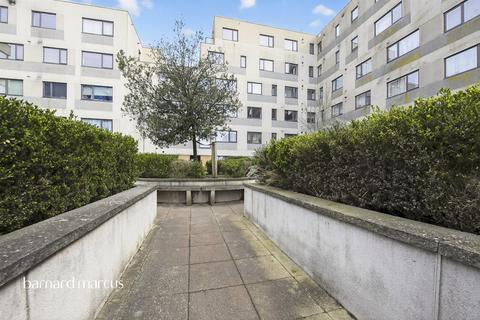 Town Lane, Stanwell, Staines-Upon-Thames