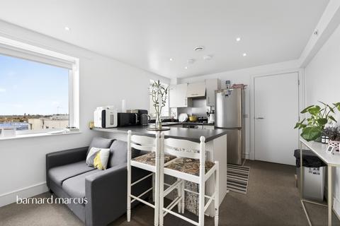 1 bedroom apartment for sale, Town Lane, Stanwell, Staines-Upon-Thames