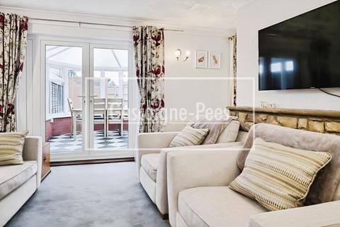 undefined, Broomfield, Guildford, GU2