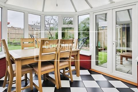 undefined, Broomfield, Guildford, GU2