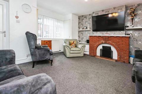 2 bedroom bungalow for sale, Mincing Lane, Rowley Regis