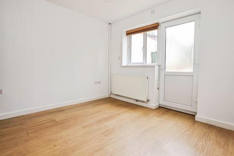 undefined, Compton Road, CRADLEY HEATH