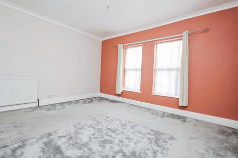 2 bedroom end of terrace house for sale, Station Road, Cradley Heath