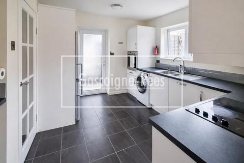 undefined, Bushy Hill Drive, Guildford, GU1
