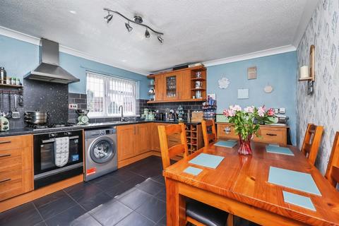 undefined, Clare Close, Nottingham