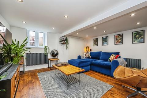 2 bedroom terraced house for sale, Mill Yard, Hucknall, Nottingham