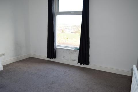 2 bedroom house to rent, Pleckgate Road, Blackburn, BB1