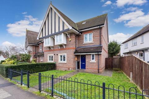 undefined, Waltham Road, Maidenhead SL6