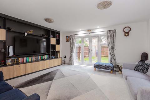 undefined, Waltham Road, Maidenhead SL6