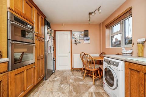 4 bedroom detached house for sale, Simonfields Close, Stanley Common, Ilkeston