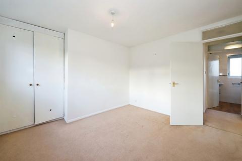 3 bedroom flat for sale, Chaddesley Road, Kidderminster