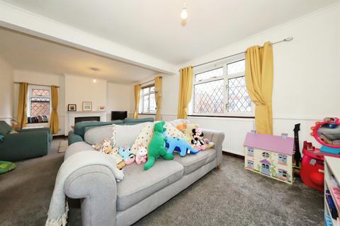 3 bedroom semi-detached house for sale, Francis Road, Stourport-On-Severn