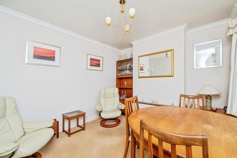 3 bedroom semi-detached house for sale, Stourbridge Road, Kidderminster