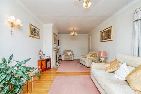 3 bedroom semi-detached house for sale, Stourbridge Road, Kidderminster
