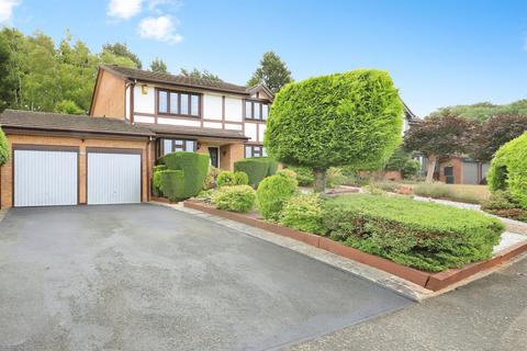 Ewloe Close, Kidderminster