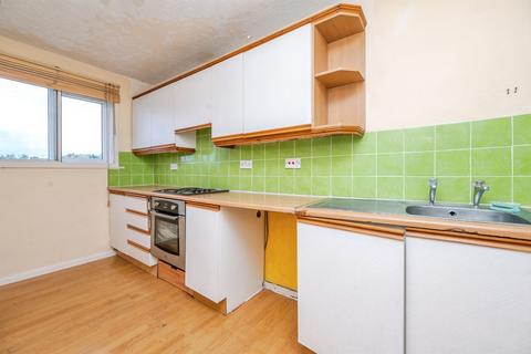 2 bedroom flat for sale, St. Cecilia Close, Kidderminster