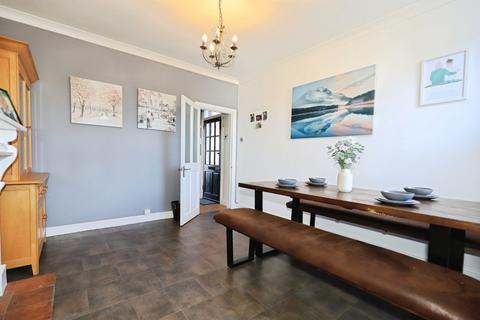 3 bedroom semi-detached house for sale, Connaught Avenue, Kidderminster