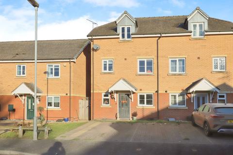 4 bedroom semi-detached house for sale, Mike Oborski Close, Kidderminster