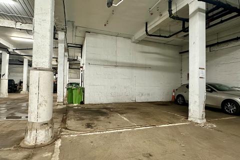undefined, Candleriggs, Glasgow, G1