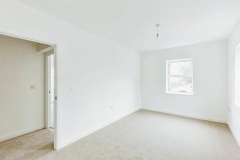 undefined, St. Crispin Drive, Northampton
