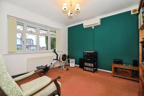 undefined, Hazelwood Close, Kidderminster