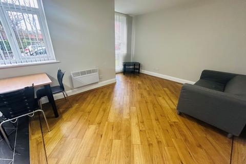2 bedroom flat to rent, Upper Parliament Street, Liverpool, L8