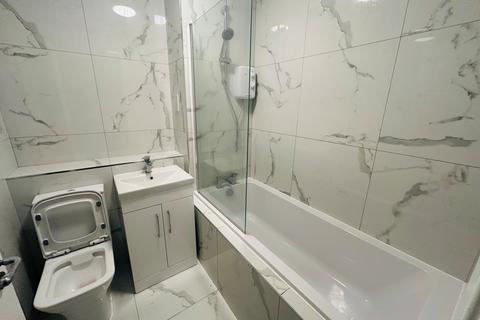 2 bedroom flat to rent, Upper Parliament Street, Liverpool, L8