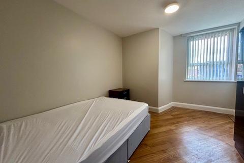 2 bedroom flat to rent, Upper Parliament Street, Liverpool, L8