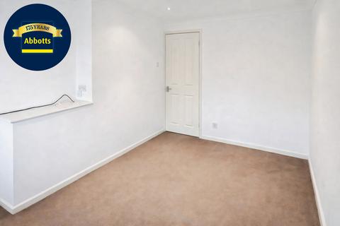 3 bedroom terraced house to rent, Latchetts Shaw, Basildon, SS16