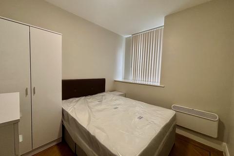 2 bedroom flat to rent, Upper Parliament Street, Liverpool, L8
