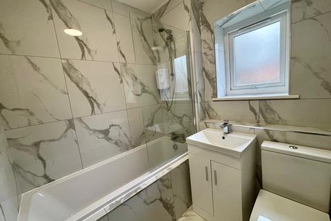 2 bedroom flat to rent, Upper Parliament Street, Liverpool, L8