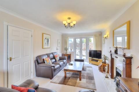 4 bedroom detached house for sale, Mescalero, Kingsthorpe, Northampton