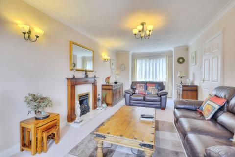4 bedroom detached house for sale, Mescalero, Kingsthorpe, Northampton