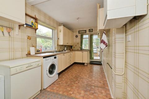 2 bedroom detached bungalow for sale, Boughton Green Road, Northampton