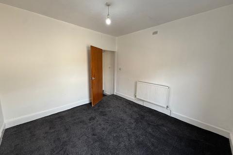 2 bedroom house to rent, Society Place, Derby, DE23