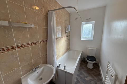2 bedroom house to rent, Society Place, Derby, DE23