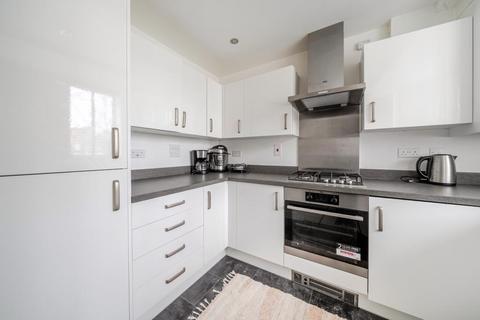 undefined, Convenient for Town Centre,  Berkshire,  RG30