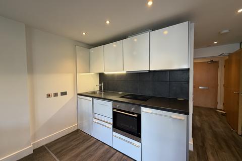 2 bedroom apartment to rent, North West, Nottingham, NG1