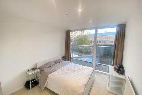 2 bedroom flat to rent, Nottingham One Entrance B, Nottingham, NG1