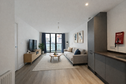 undefined, Farnborough Road, Farnborough, GU14