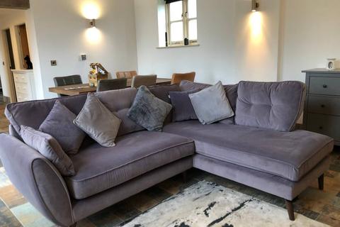 undefined, London Road, Stafford, ST18