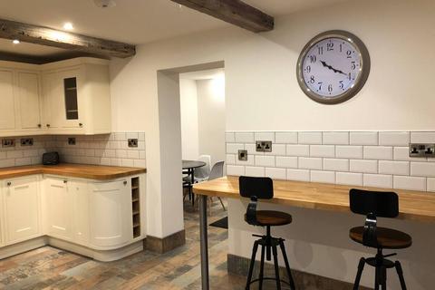 undefined, London Road, Stafford, ST18