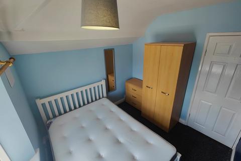 undefined, Lincoln Avenue, Newcastle, ST5