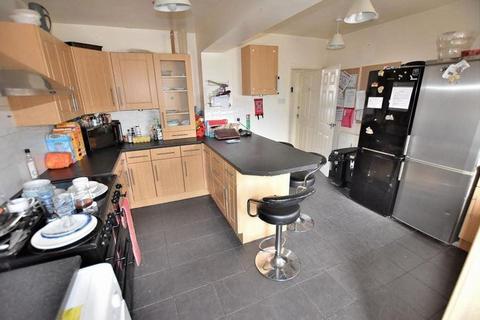 undefined, Lincoln Avenue, Newcastle, ST5