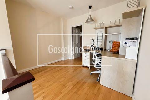 undefined, Regents Court, Kingston upon Thames, KT2