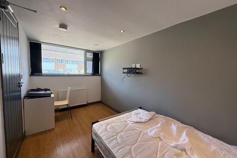 undefined, Honeywood Drive, Nottingham, NG3
