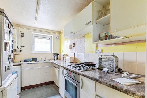 1 bedroom flat for sale, High Street, Desborough, Kettering