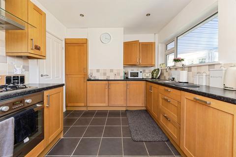 undefined, Roe Close, Stotfold, Hitchin