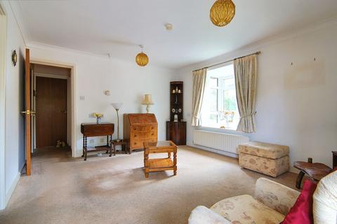 2 bedroom terraced bungalow for sale, Kenilworth Road, Balsall Common, CV7