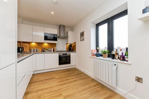 2 bedroom flat for sale, Leys Avenue, LETCHWORTH GARDEN CITY